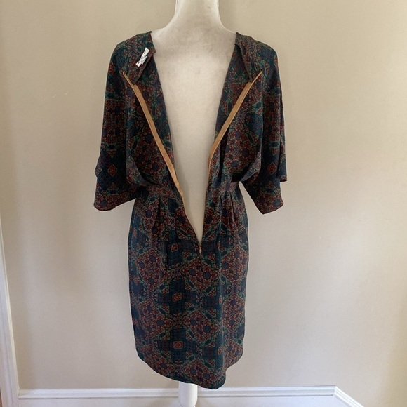 Nieves Lavi Silk Dress - Picture 5 of 6